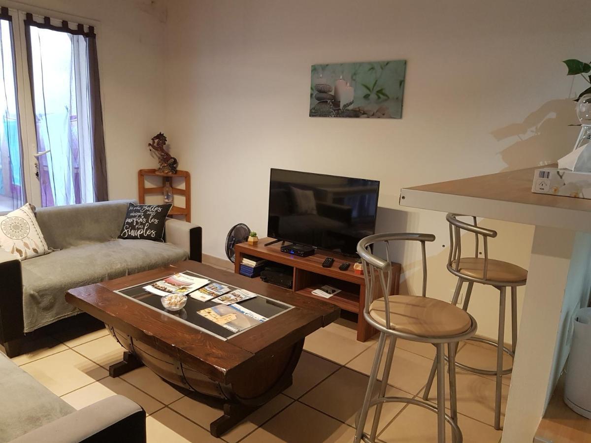 Appart tout confort, climatisé sur Coursan Exterior foto